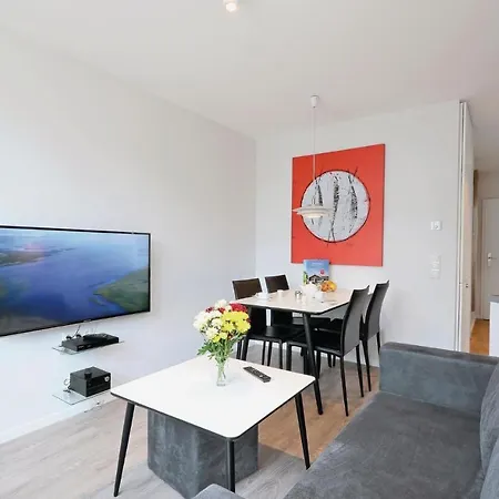 Duenenvilla 15, Whg 1 *