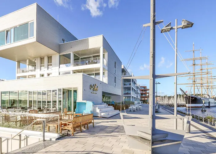 Duenenvilla 15, Whg 1 *